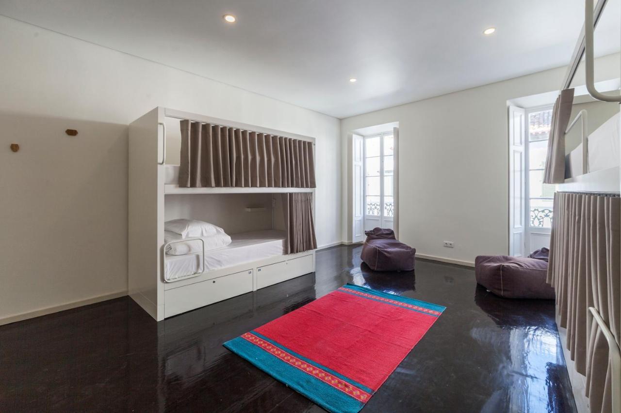 Cama em Dormitório com 6 Camas